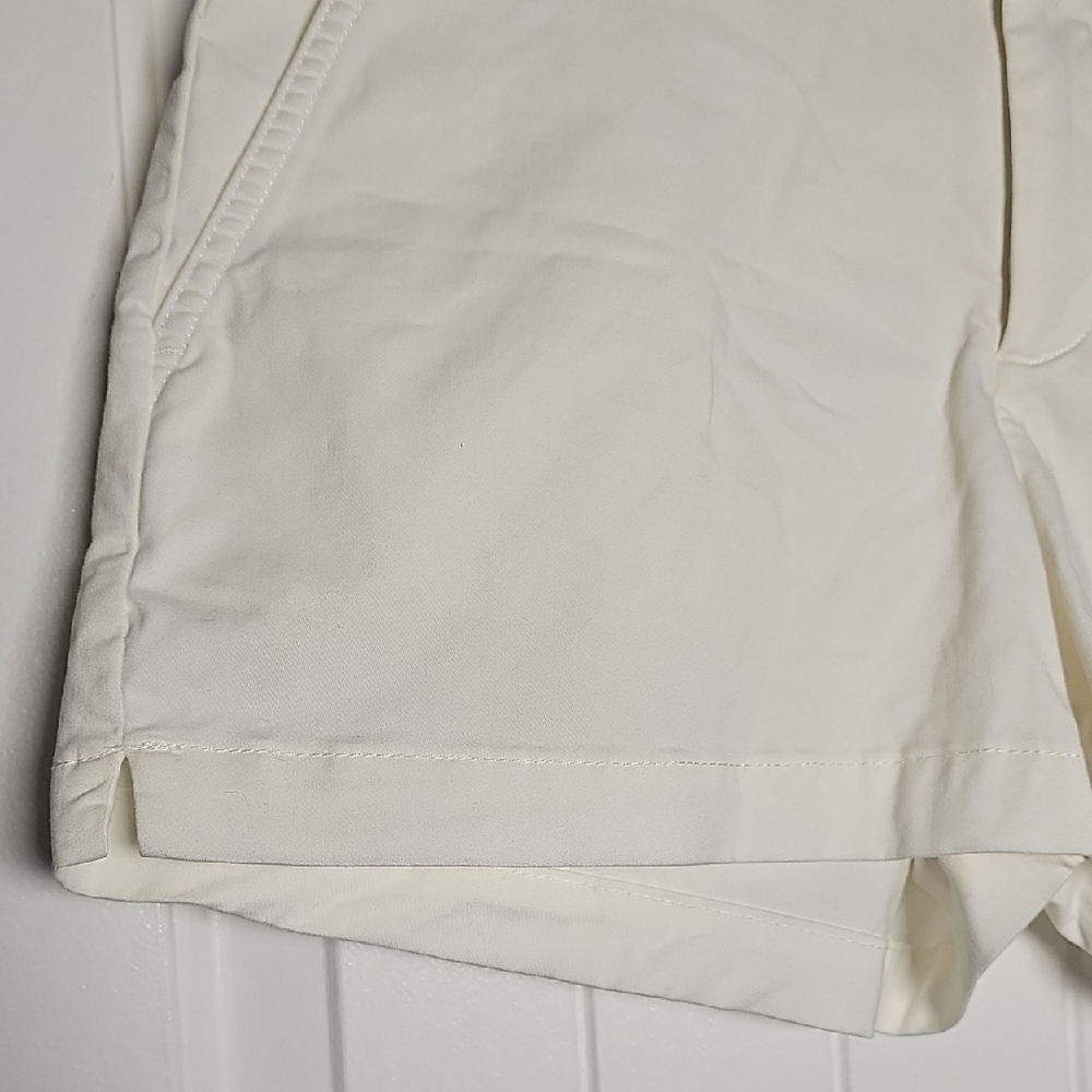 GAP Sz 4 Women's Off-White Bermudas - Picture 8 of 12